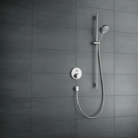 Hansgrohe ShowerSelect S Thermostatic Mixer for Concealed Installation for 1 Outlet - 15744000 5 Hansgrohe ShowerSelect S Thermostatic Mixer for Concealed Installation for 1 Outlet - 15744000 - Image 3
